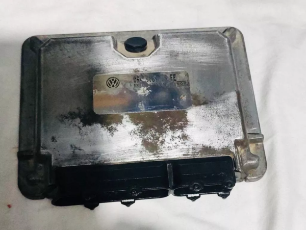 Computadora Vw Jetta Y Golf N/p 06a906018fe - Image 3